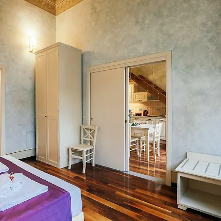 Apartment Uffizi Luxury Azure Florence