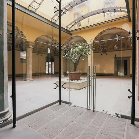 Uffizi Luxury Azure شقة *
